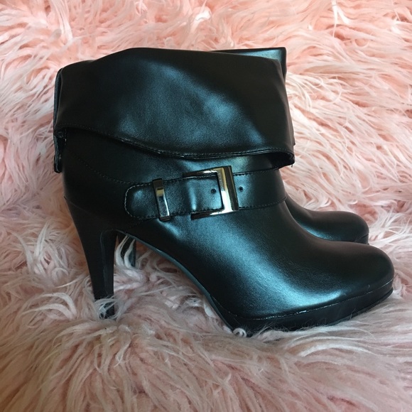 Shoes - Black Booties